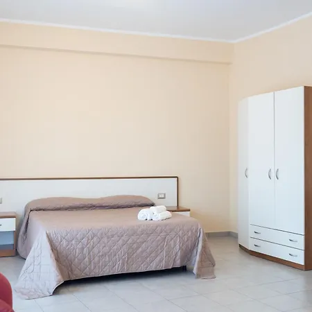 Parnaso Hotel 3*